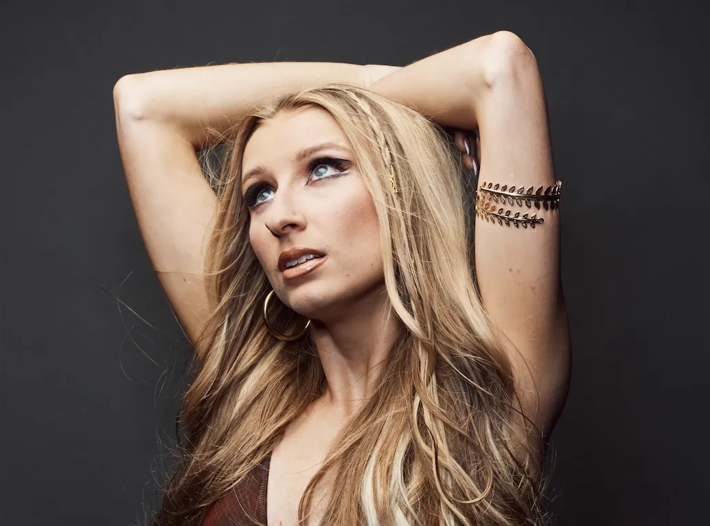 Holly Riva artist photo — studio portrait